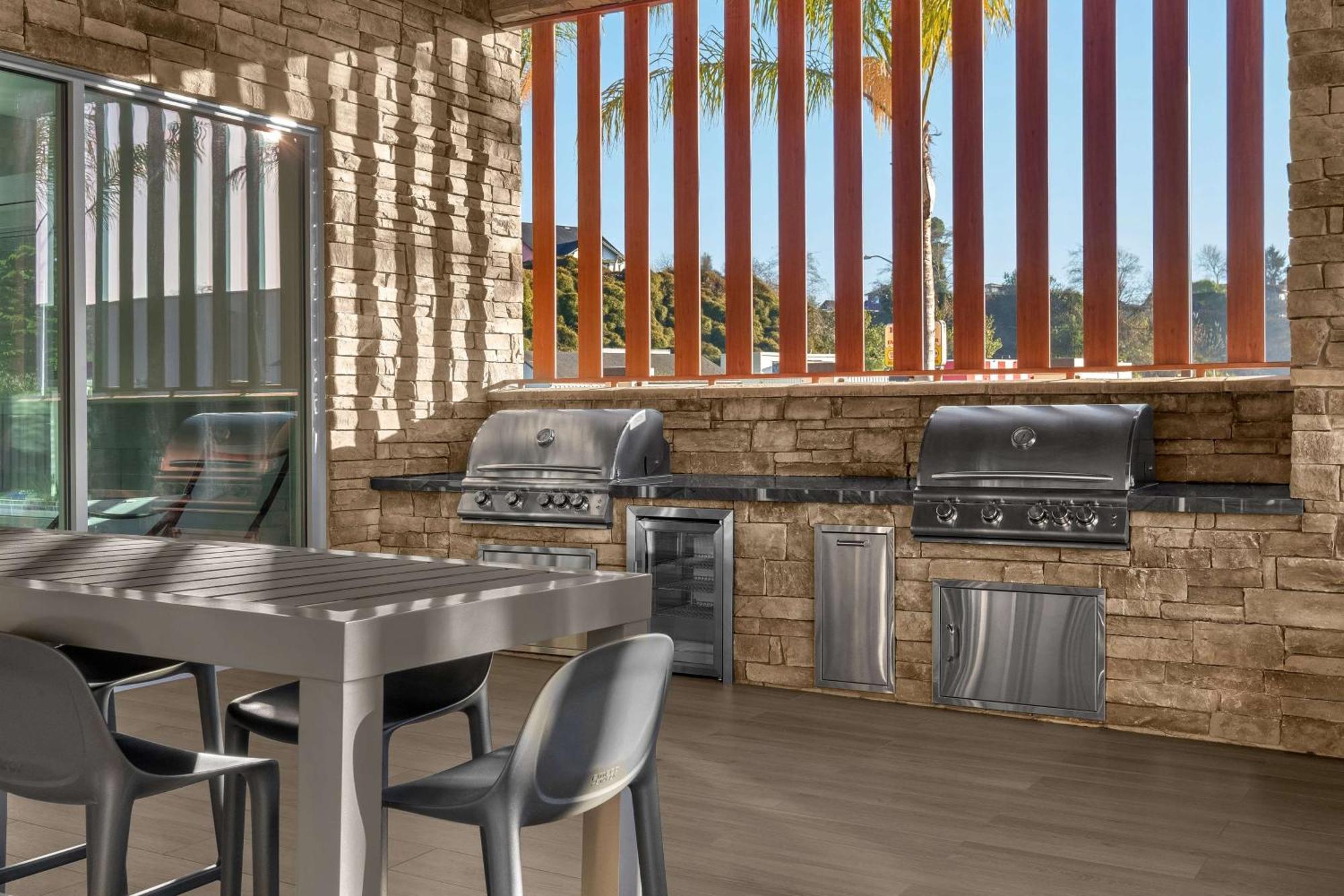 Home2 Suites By Hilton Eureka Esterno foto